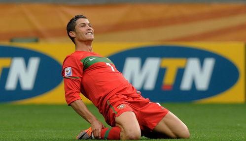 c罗被女主持人爆料视频,揭秘球场外惊人真相